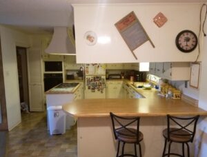 Kitchen before remodel